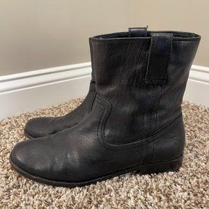 Frye Anna Short Leather Booties - Black - Size 10